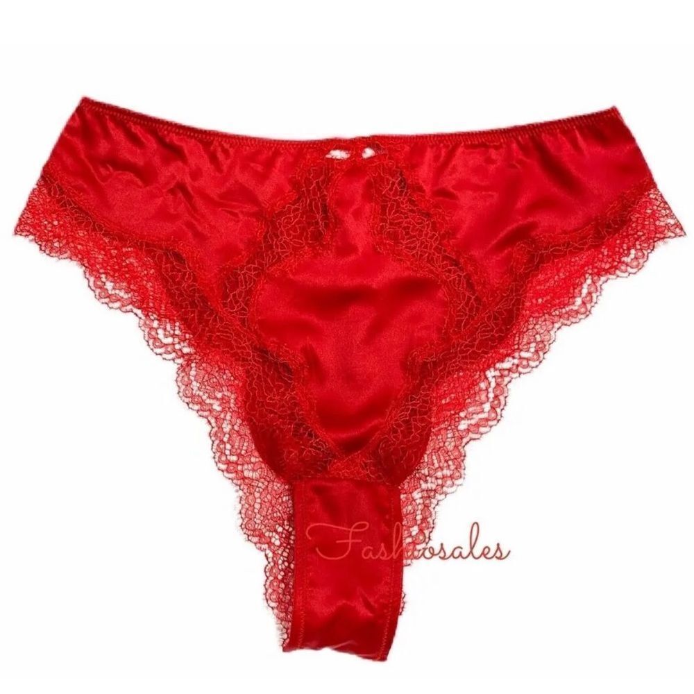 Victoria’s Secret Dream Angels Soft Satin High leg brazilian Slip panty red M L